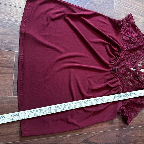 ❌SOLD❌Express Women's Size SP Lace Sweetheart Neckline Short Sleeves Round Neck - Picture 8 of 8